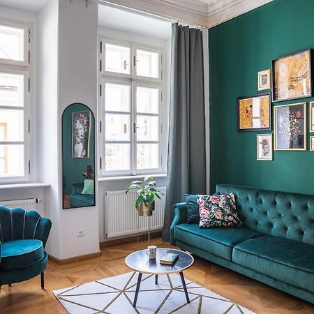 פראג New Stylish 3 Suites Bedrooms Apt In Mala Strana - N2Nd מראה חיצוני תמונה