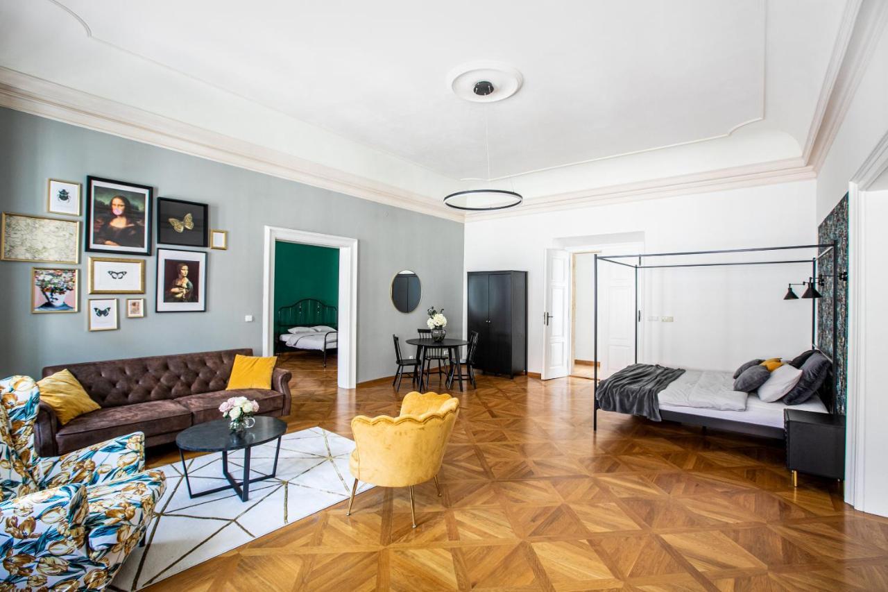 פראג New Stylish 3 Suites Bedrooms Apt In Mala Strana - N2Nd מראה חיצוני תמונה